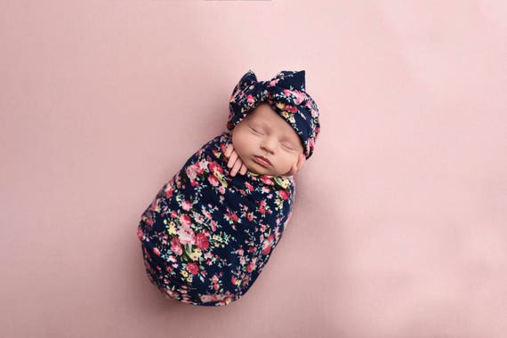Knit Swaddle Blanket, Knot Headband, Headband Swaddle Set, Pink Floral Baby Blanket, Swaddling Blanket, Knit Blanket, Soft Baby Blanket,