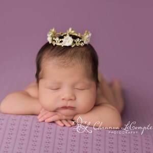 Gold Neugeborenen Strass Krone / Erster Geburtstag Krone / Baby-Dusche-Geschenk / Neugeborenen Foto Prop / Blumenmädchen / Baby Krone / Baby Tiara