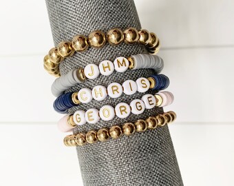 Pulseira com contas de nome personalizado/pulseira personalizada/pulseira com nome personalizado/pulseira de contas Heishi/presente para amigo/presente para mãe