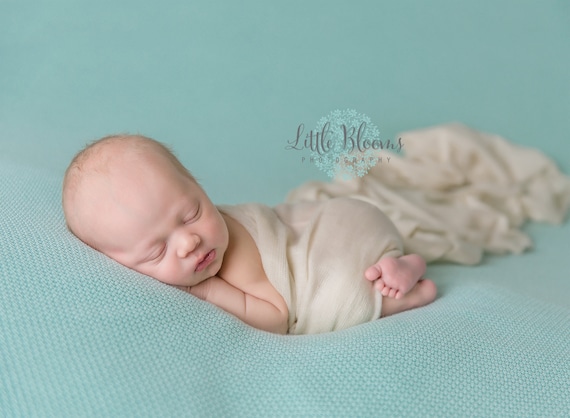 Soft Wrap, Oatmeal Wrap, Ivory Knit Wrap, Beautiful Newborn Photo Prop, Newborn Photo Prop, Newborn Wrap, Newborn Layer, Wrap