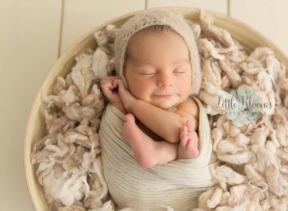 Newborn Bonnet / Beige Knit Bonnet / Mohair Photo Prop / Mohair Bonnet / Newborn Photo Prop / Newborn Knit Outfit / Beige Bonnet / RTS