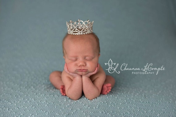 Austrian Crystal Rhinestone Crown, Princess Crown, Newborn Crown, Newborn Baby Prop, Mini Crown, Newborn Photo Prop, Heart Crown