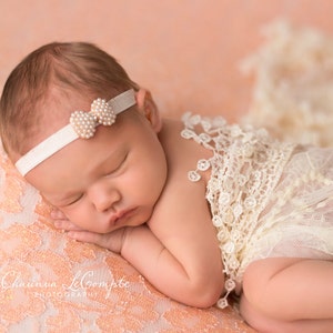 Pearl Bow Headband / Petite Bow Headband / Newborn Headband / Petite Headband / Baby Girl Headband / Christening Headband / Baptism Headband