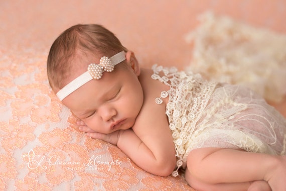 Pearl Bow Headband / Petite Bow Headband / Newborn Headband / Petite Headband / Baby Girl Headband / Christening Headband / Baptism Headband
