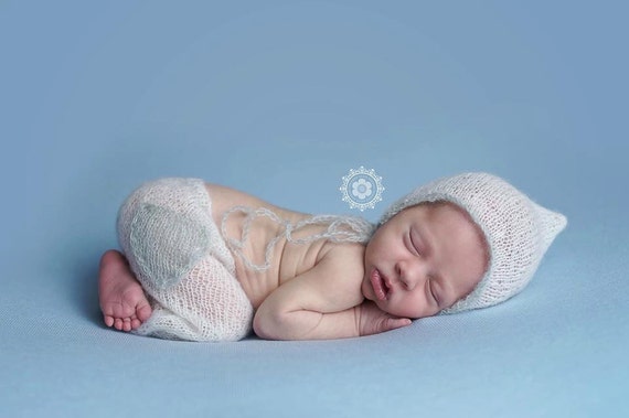 Newborn Pants / Ivory Knit Pants / Mohair Photo Prop / Mohair Bonnet / Newborn Photo Prop / Newborn Knit Outfit / Ivory Bonnet / RTS