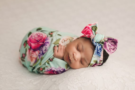 Floral Swaddle Blanket / Bow Headband / Headband Swaddle Set / Lightweight Blanket /Swaddling Blanket / Soft Baby Blanket / Hospital Blanket