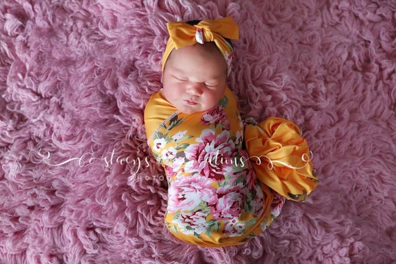 Knit Swaddle Blanket / Knot Headband / Headband Swaddle Set / Lightweight Baby Blanket / Swaddling Blanket / Coming Home Outfit