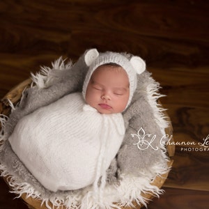 White Knit Swaddle Sack and Bear Bonnet /  Newborn Swaddle Sack / Newborn Photo Prop / Knit Photo Prop / Newborn Cocoon / Newborn Sack / RTS