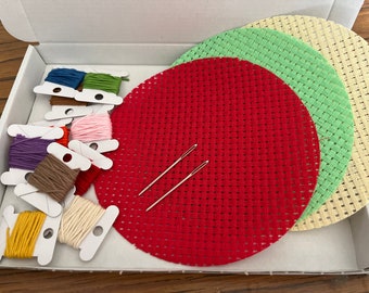 Beginners binca  learn to sew kit. Fabric,needles,cotton thread. Stitch Ideas picture. Cross stitch. Boxed.