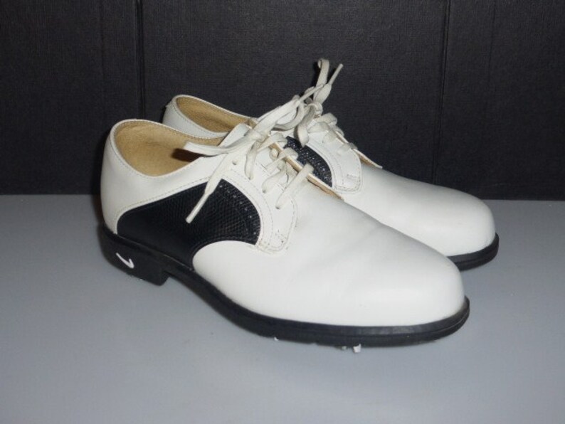 nike golf shoe cleats