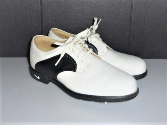 Riskant meest Clam SH1 Men's Vintage Nike GOLF SHOES Size 6 US Cleats Air - Etsy