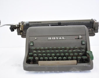 Royal TYPEWRITER Vintage Typewriter Curtiss Wright 250195