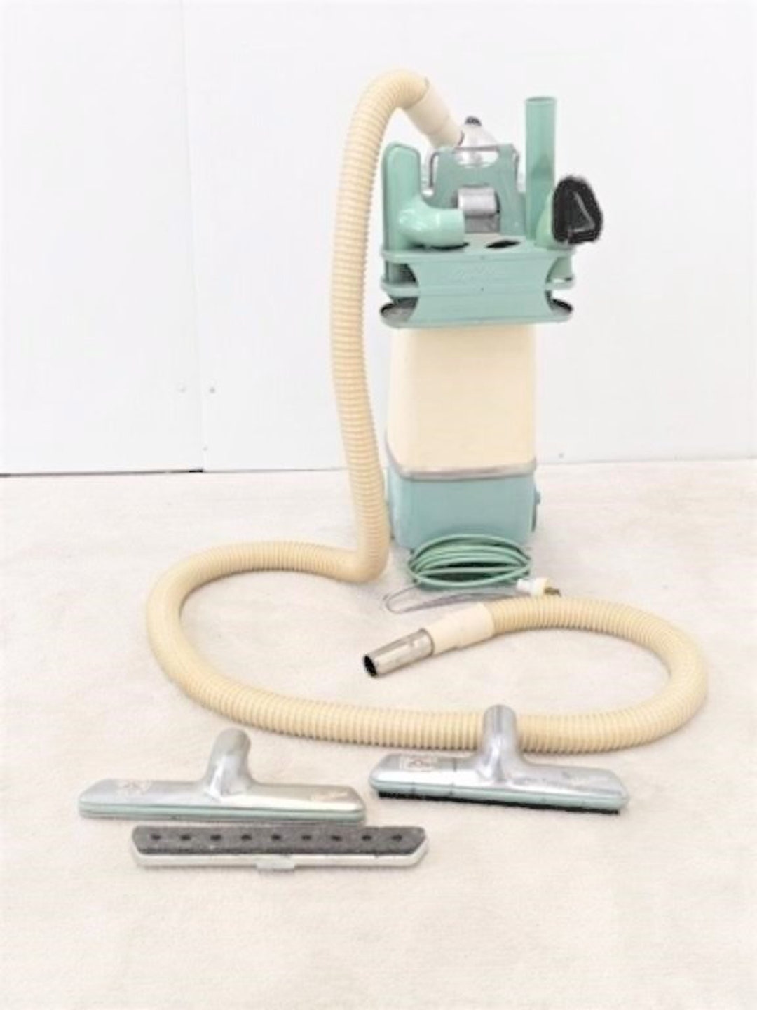 BNA Working AIRWAY SANITIZER 88 Mark 2 Vacuum Vintage Canister Vacuum