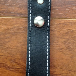 Black Whip Holder. Indiana Jones Leather Snap Whip HOLSTER/HOLDER Black  Belt Loop style