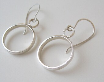 Open circle silver earrings