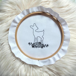 Embroidery file deer 10x10