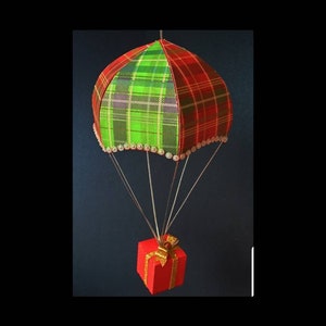 Parachute with hanging gift box DIGITAL download