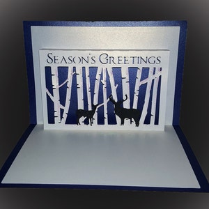 Doblar la carta emergente Winter Forest Deer
