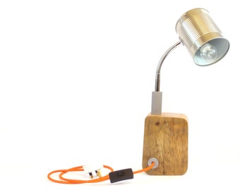 Tin-can Spot-lamp with reclaimed wood