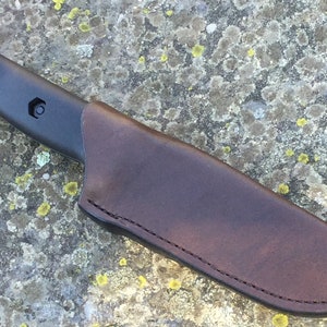 BK2 Vertical Carry Bushcraft Style Handmade Leather Knife Sheath