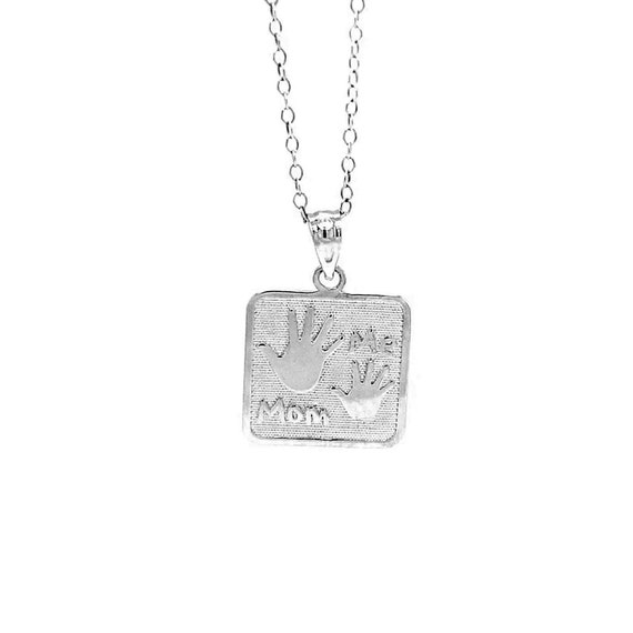 Custom Mom Necklace, Grandma Necklace, Mother Necklace, Family Necklace,  Kids Names Necklace, Sterling Silver, Stamped Evermore - Etsy | Custom mom  necklace, Necklace, Mothers necklace