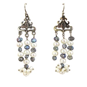 White and Grey Pearl Chandelier earrings, freshwater pearl earrings, pearl earrings, pearl and silver, dangle earrings, pearl jewelry, pearl