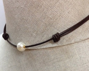 Adjustable leather & pearl choker