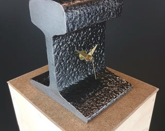 Reloj de vía férrea - Sección de vía férrea reutilizada