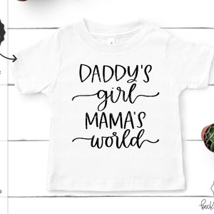 Daddy's Girl Mama's World SVG-bestand - familie silhouet snijden bestand - handgeschreven SVG - Instant Download voor Cricut - Cricut SVG