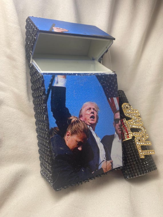 american flag cigarette case Trump supporters cigarette Case with lighter case fits 100 or king size