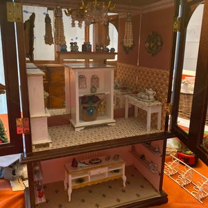 old victorian dollhouse