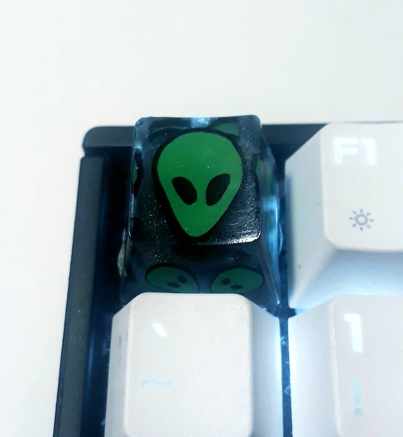 Artisan Keycaps ESC Key Space Glow in Dark Alien Dark Etsy