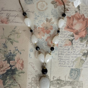 Vintage Art Deco White Glass Bead Necklace: Black Crystal Teardrop Pendant