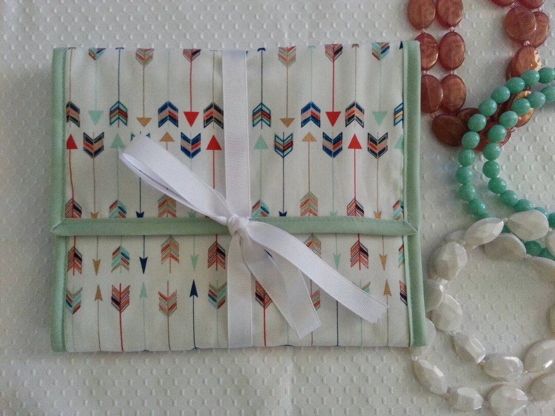 Travel Jewelry Case, Jewelry Roll, Jewelry Organizer / Knitting