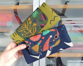 Boho Wallet for Women, Slim Bifold Wallet With Snap, Long Card Wallet, Olive Gift for Teen, Floral Wallet for Phone, Navy Blue Womens Wallet