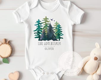 Personalisierte Baby Abenteuer Bodysuit, Berg Baby Kleidung, Camping Baby Outfit, Wandern Babykleidung, individuelles Baby Name Geschenk