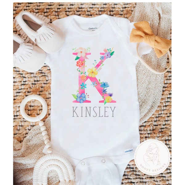 Personalisierter benutzerdefinierter Name Onesie ®, Neugeborenes Mädchen nach Hause kommen Outfit, Kleinkind Mädchen Shirt mit Namen, Monogramm Baby Mädchen Kleidung
