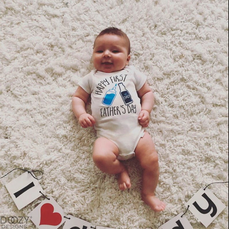 First Father's Day Onesies® Bodysuit Pregnancy image 0