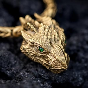 Colgante de dragón de oro macizo / Collar con cabeza de dragón / Joyería de fantasía / Colgante de dragón mítico / Amuleto de dragón de oro de 14 quilates / Joyería gótica