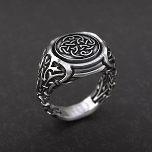 Celtic Knot Signet Ring | Silver Viking Ring  | Medieval Ring  | Pagan ring  | Silver Viking Ring  | Signet Ring Men