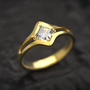 14K Gold Geometric Engagement ring with Diamond | Geometric Gold Ring  | Gold Diamond Ring  | Delicate Gold Ring