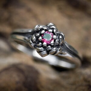 Sterling Silver Rainbow Moonstone Ring, Silver Flower Design image 7