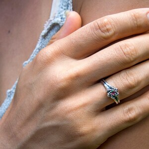 Sterling Silver Rainbow Moonstone Ring, Silver Flower Design image 9
