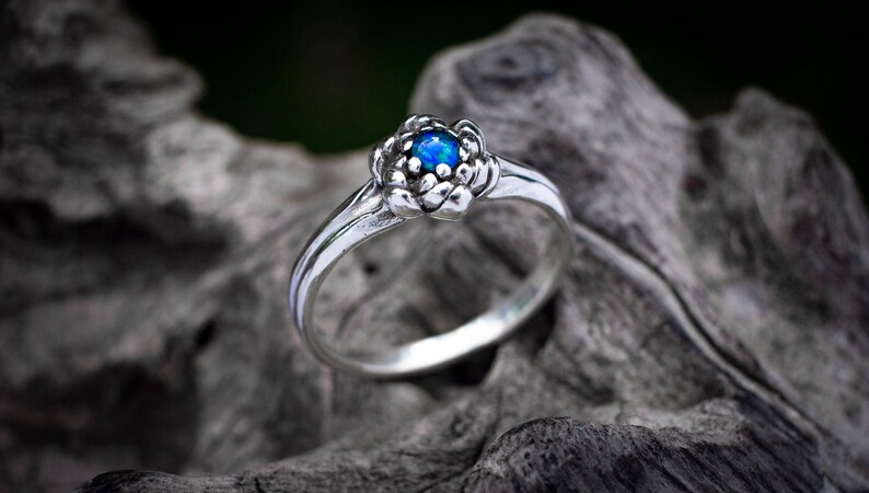 Sterling Silver Rainbow Moonstone Ring, Silver Flower Design image 5