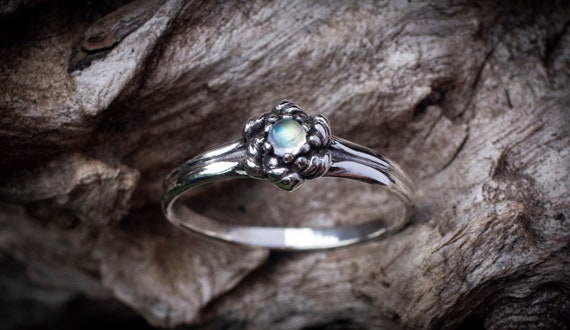 Rainbow Moonstone Ring | Moon Stone Ring  | Silver Flower Ring  | Moonstone Engagement Ring  | Flower Engagement Ring