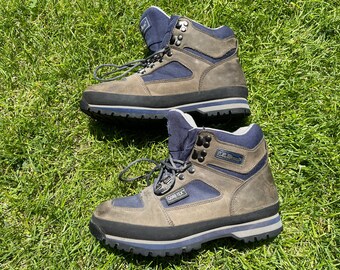 Cabela's women's vintage store trail hiking boots
