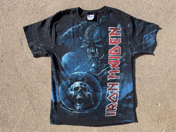 2010 Iron Maiden The Final Frontier All Over Prin… - image 1