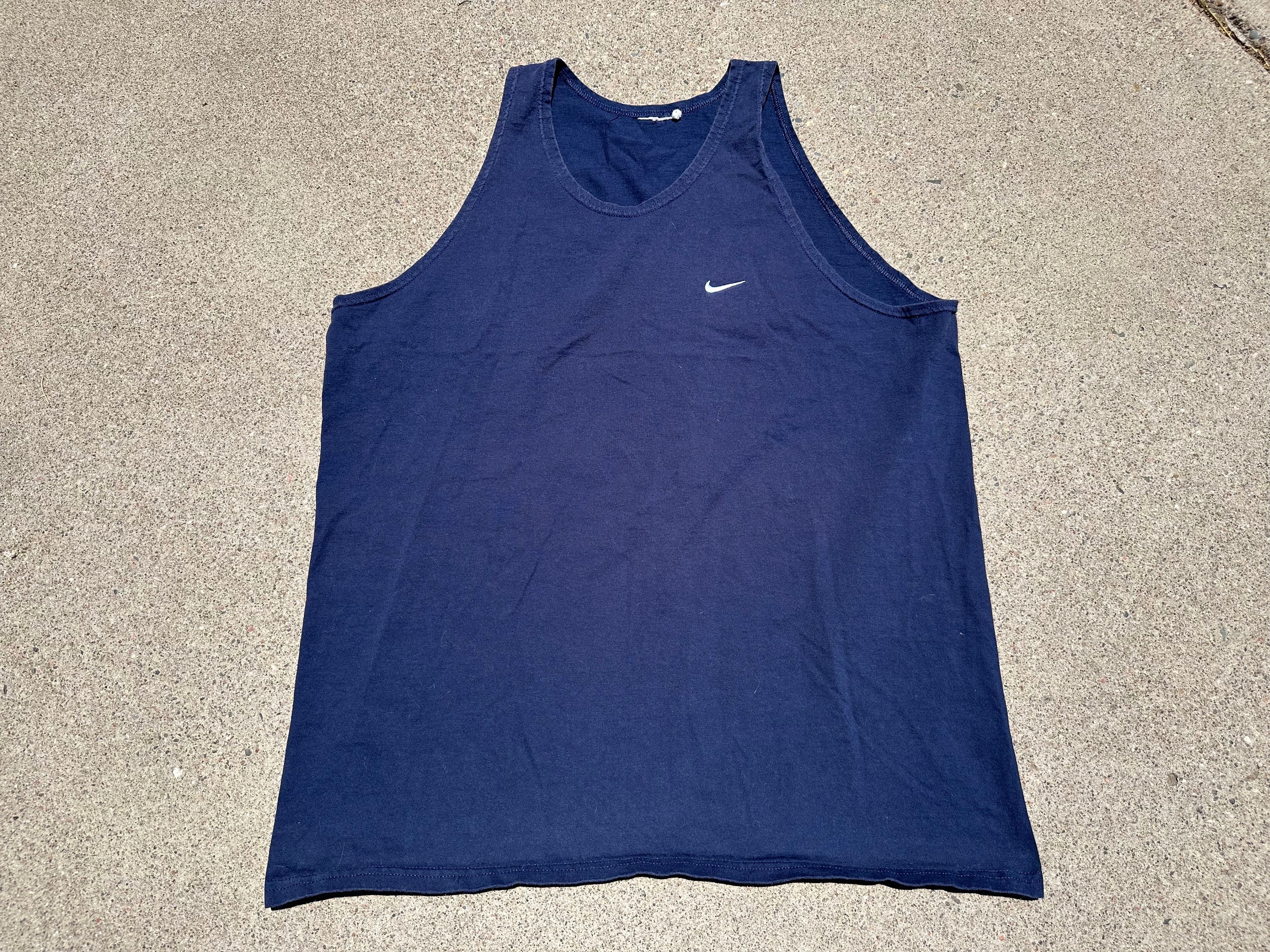 Navy blue nike 2025 tank top