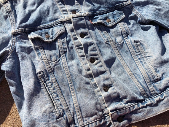 Vintage 90s Levi Strauss Faded Denim Jacket - image 2