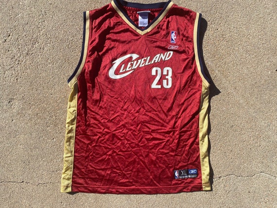 NEW Youth Medium Lebron James Cavs Jersey | SidelineSwap